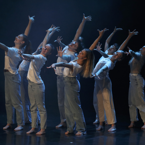 Le Jeune Ballet d'Aquitaine EcLeKtIK 24 Ermitage Compostelle