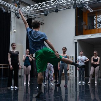 Atelier On Danse avec Nathan Gracia - artiste chorégraphique du CCN - Ballet de Lorraine